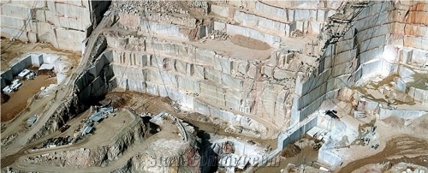 Crema Marfil Marble Quarry