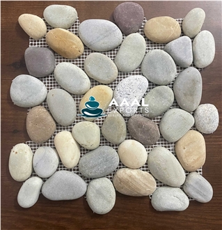 Perfect Tumbled Pebble Mosaic White & Grey