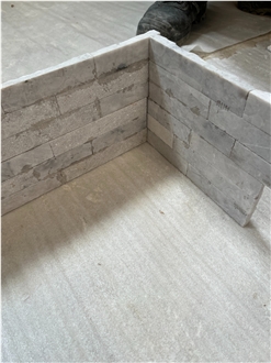 Ledger Corner Hazy Grey Split Face Stone Veneer