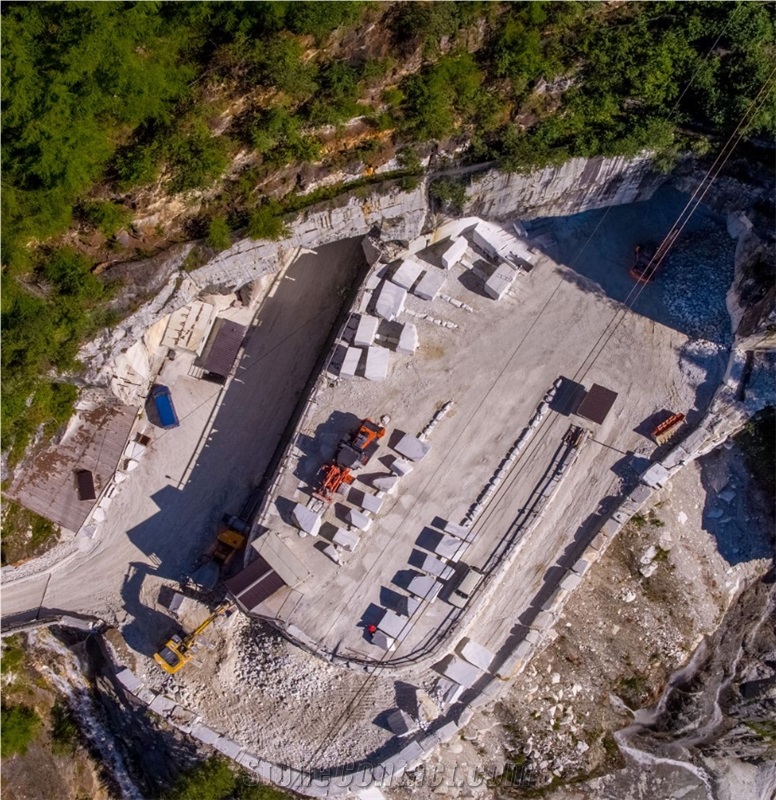Bianco Lasa Marble Quarry