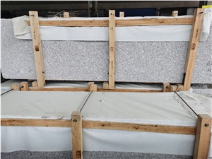 G623 Slabs White Color Big Flowers Granite Slabs