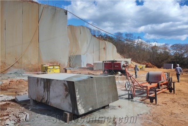 Nettuno Quartzite Quarry
