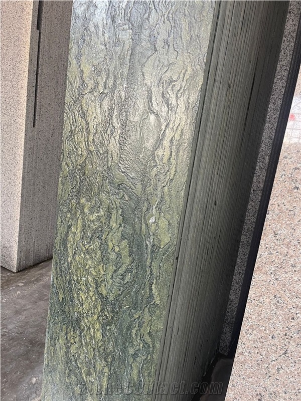 Jungle Green Granite Tiles