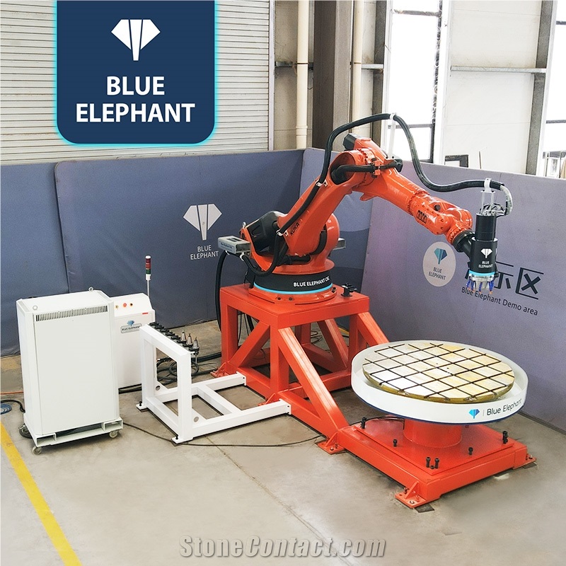 Popular 6 Axis Robotic Arm For Mold Furniture Industry In Germany DE