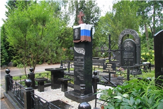 Absolute Black Granite Memorial Complex With Flag