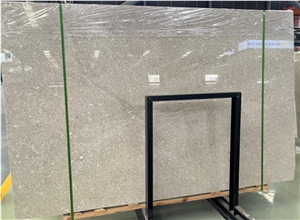 Fiorito Classico Limestone Slabs