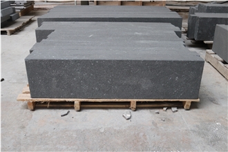 Black Granite Kerbstone Flamed