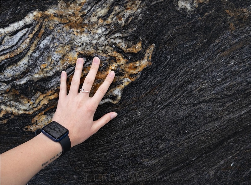 Magma Black Granite Slabs 2 Cm