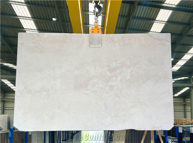 Moleanos Beige Limestone Slabs