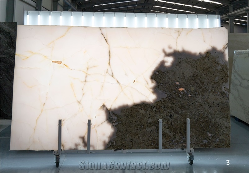 Natural Pink Onyx 2 Cm Slabs