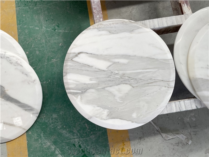 Calacatta Marble Round Cafe Table Tops