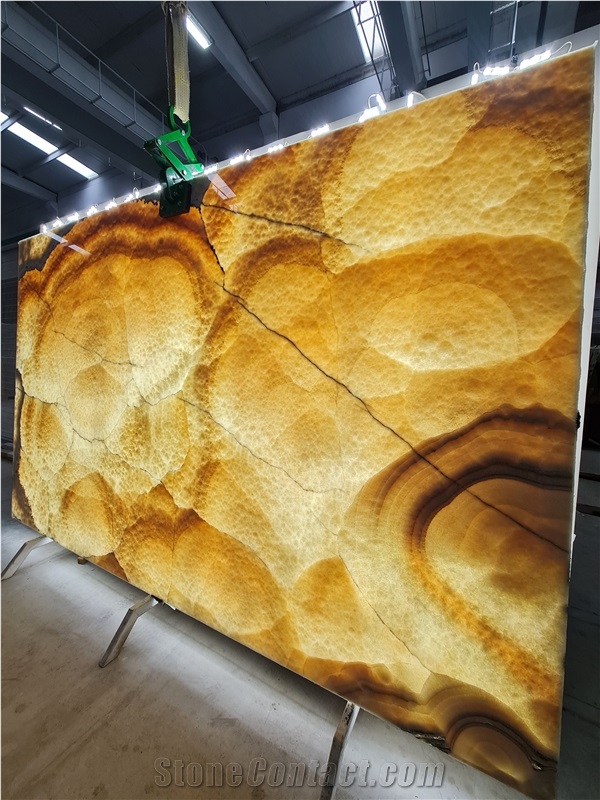 Ethernal Cloud Onyx Slabs