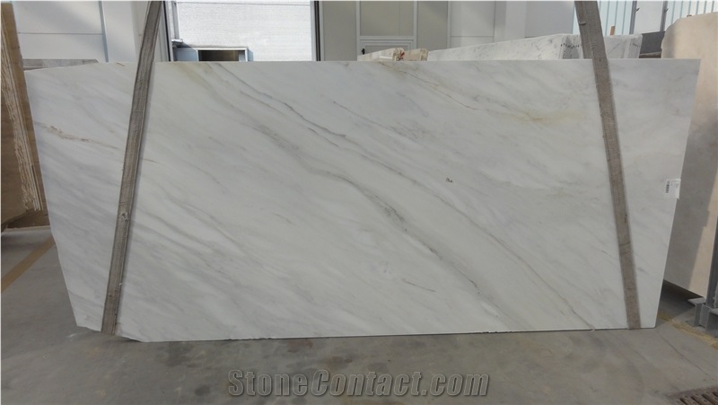 Cremo Delicato Marble Slabs