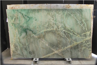 Emerald Green Emerald Da Vinci Quartzite Slabs