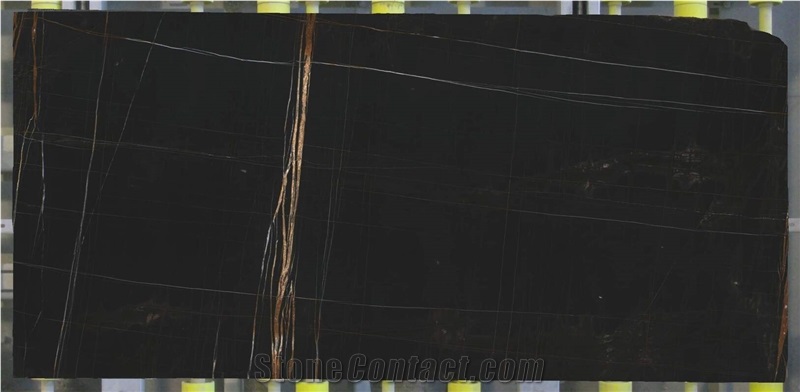 Sahara Noir Marble Slabs