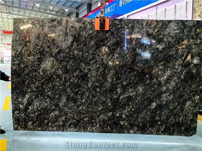 Cianitus Granite Metallicus  Polished Slabs For Interior Use