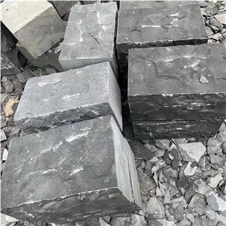 Zhangpu Black Basalt Natural Surface Kerbstone