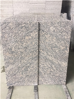 Tiger Skin Rust Granite Polished Tiles