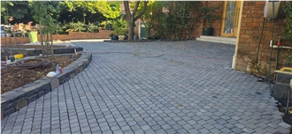 Granite Cubes On Mesh Cobble Stone