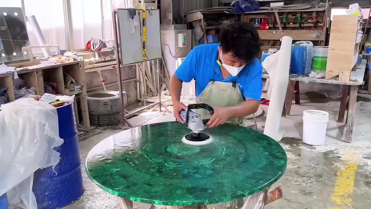 Green Malachite Semiprecious Stone Round Table Tops
