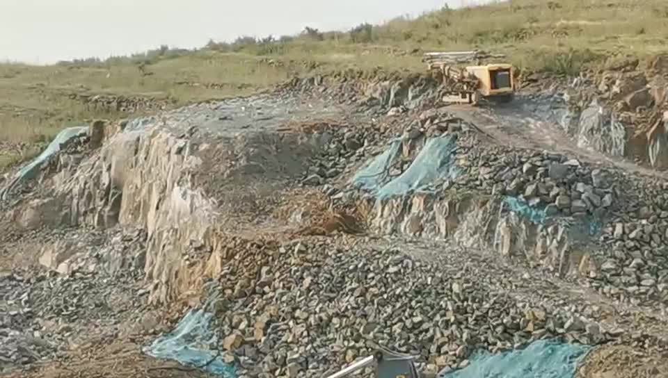 CO2 Rock Blasting Heating Tube Demolition Technology
