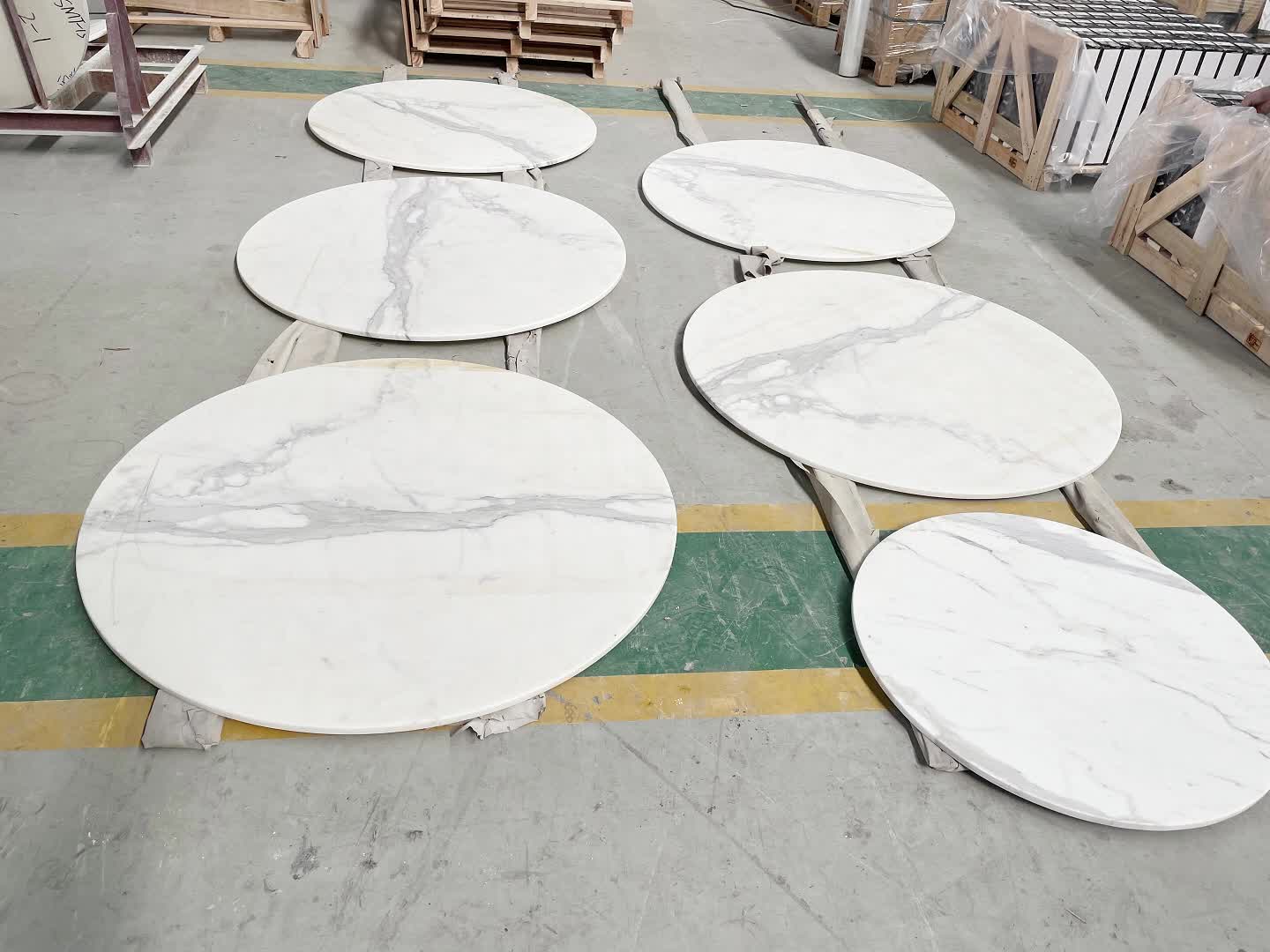 Calacatta Marble Round Cafe Table Tops