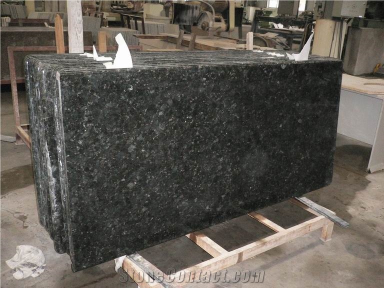 Gold Crystal Black Granite Countertops
