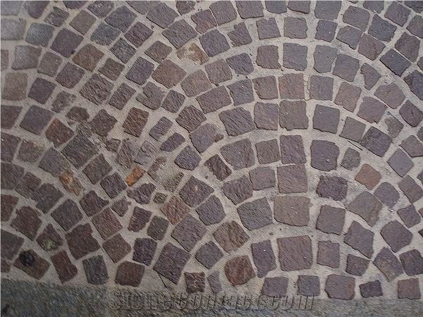 Cubicstone-pavements