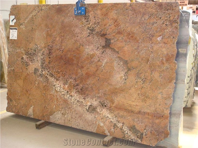 Crema Bordeaux Granite Slabs