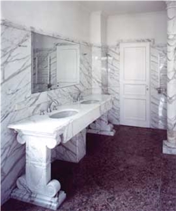 White Marble Bathroom Desgin
