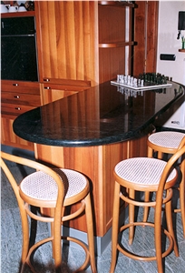 POLISHED ‘Victoria Green’ Serpentine