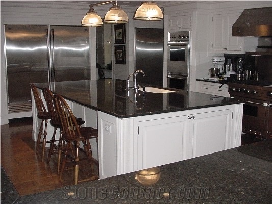 Marble and Granite Kitchen Countertops
