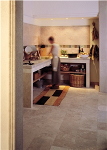 Travertino Romano Chiaro Flooring Tile