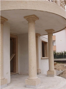Column in Giallo Di Istria