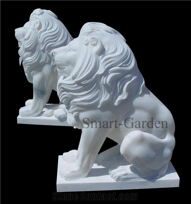 Cyrstal White Marble Lion Sculpture