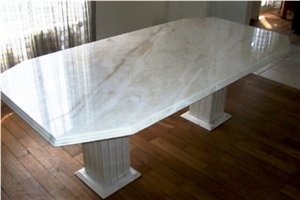 Marfim Estremoz Marble Tabletop
