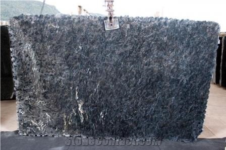 Bright Black Granite Slabs