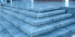 Blue Slate Stairs, Steps