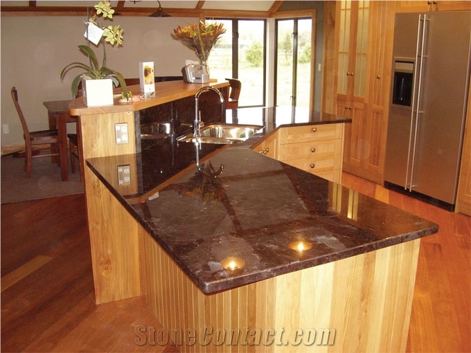 Kitchen Bench Top and Cabinets