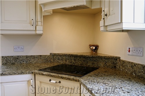 New Venetian Polished Granite Kitchen Counter Tops