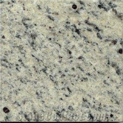 Granite Amarelo Icarai Light SN