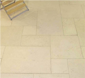 Crema Sahara Limestone Tumbled Floor Tile