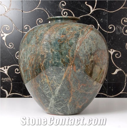 Vase in Rain Forest Green Marble