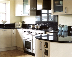 Nero Africa Countertop, Black Granite Kitchen Design