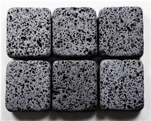 China Black Basalt Cobble Stone