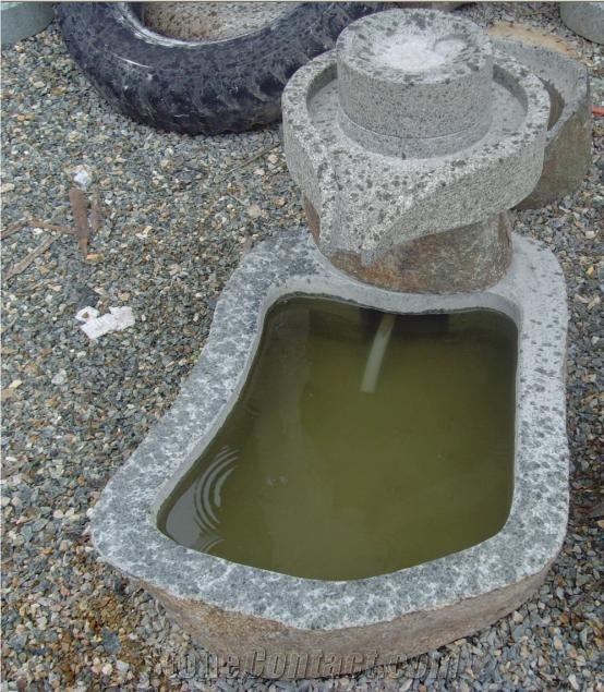 Padding Dark Granite Fountain