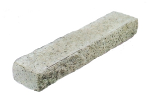 G682 Granite Kerb Stone
