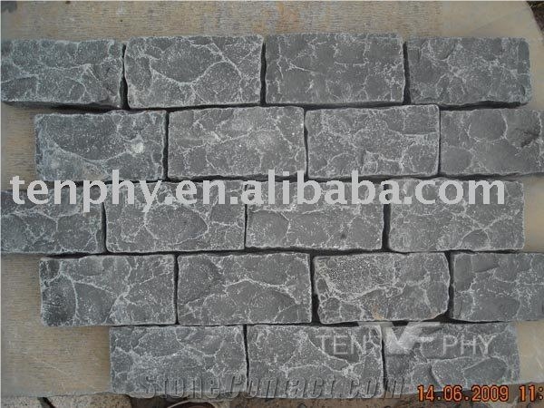China Black Basalt Tumbled Cobble Stone