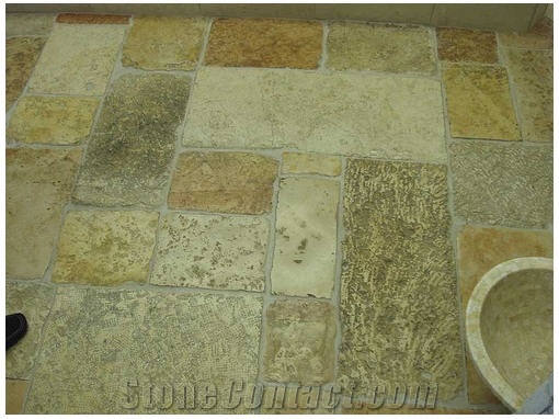 Antik Jerusalem Stone Floor