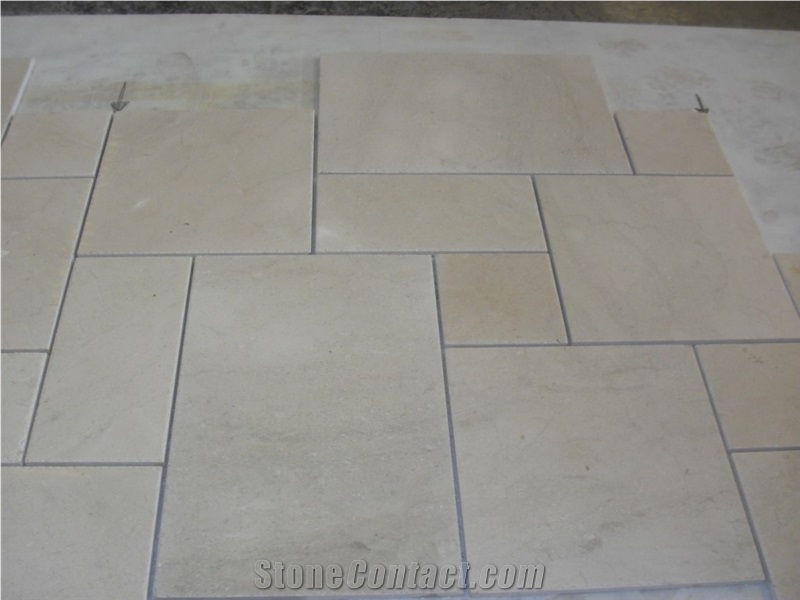 Chiselled French Pattern Crema Marfil